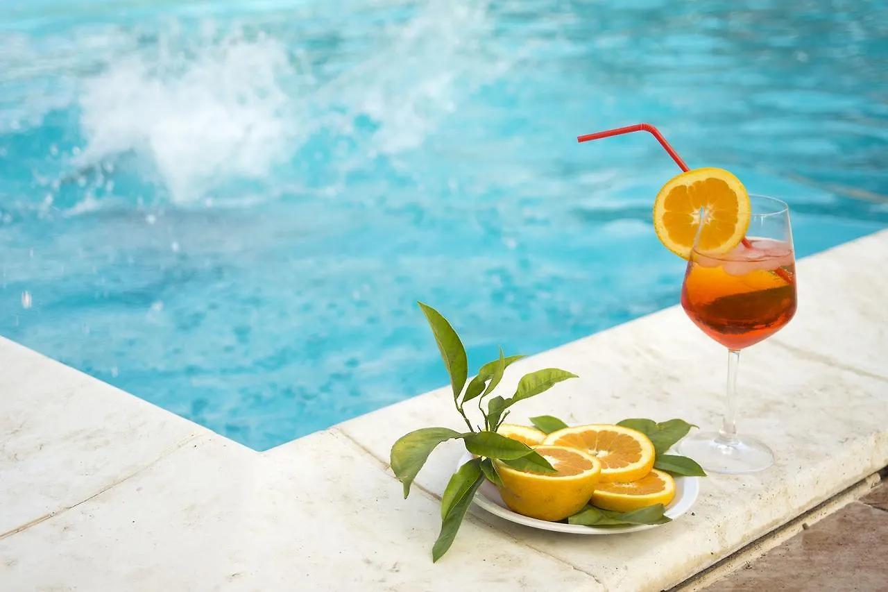 Sicily Country House & Beach Aeroporto di Catania Fontana Rossa 0*,