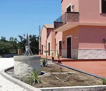 Alloggio per agriturismo Sicily Country House & Beach Aeroporto di Catania Fontana Rossa