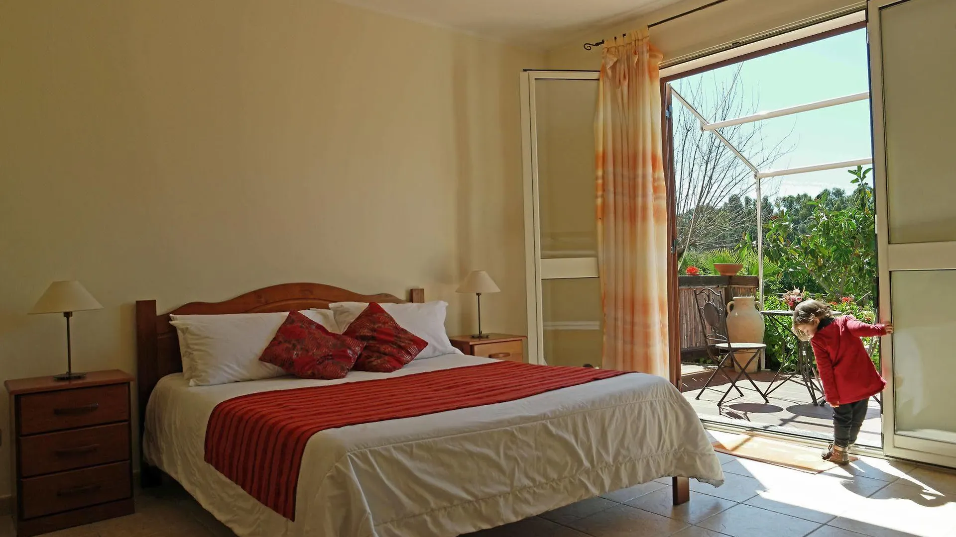 Sicily Country House & Beach Aeroporto di Catania Fontana Rossa 0*,  Italia